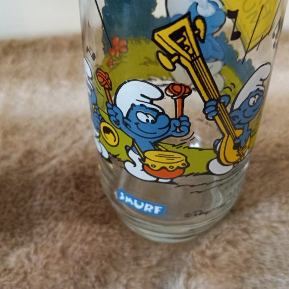 Vintage Grouchy Smurf Glass Peyo !982 Promotional Keepsake Collectible - Picture 5 of 7